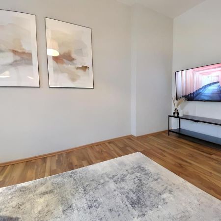 Milpau Recklinghausen1 - Modernes Und Zentrales Premium-Apartment Mit Queensize-Bett, Netflix, Nespresso, Smart-Tv Und Privatparkplatz Exteriör bild